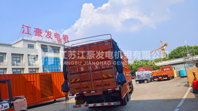 多台多型柴油发电机组发货