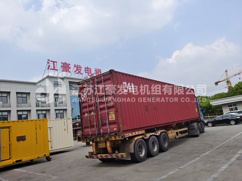 一台900KVA康明斯动力柴油发电机组发货